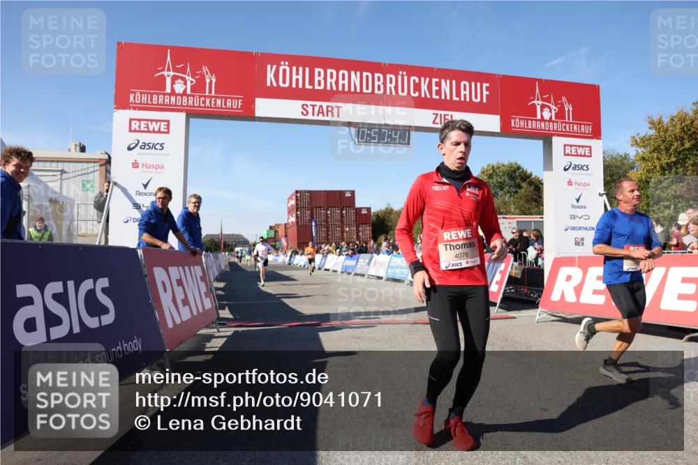 03.10.2025 - Köhlbrandbrückenlauf Lena Gebhardt http://msf.ph/oto/9041071 03.10.2025 12:57:41 Ziel 4032, 4037, 4076, 4105, 4518, 6122, 6371, 6767, 6809 meine-sportfotos.de