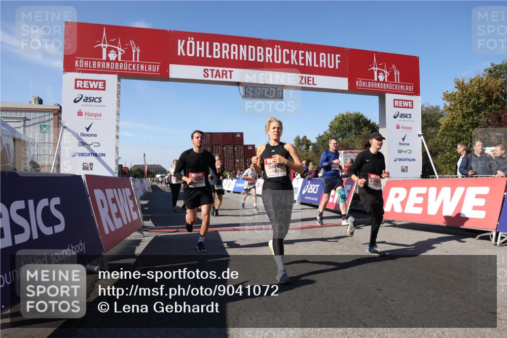 03.10.2025 - Köhlbrandbrückenlauf Lena Gebhardt http://msf.ph/oto/9041072 03.10.2025 13:17:07 Ziel 4242, 4331, 4361, 4861, 4978, 4982, 5033, 5073, 5087, 5090, 5100, 5479, 5667, 5840, 6431, 6474, 6623, 6626 meine-sportfotos.de