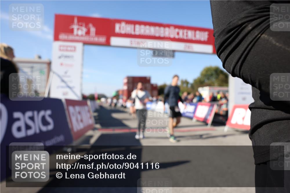 03.10.2025 - Köhlbrandbrückenlauf Lena Gebhardt http://msf.ph/oto/9041116 03.10.2025 13:17:09 Ziel 4242, 4331, 4361, 4861, 4978, 4982, 5033, 5073, 5087, 5090, 5100, 5429, 5479, 5544, 5667, 6431, 6623, 6626 meine-sportfotos.de