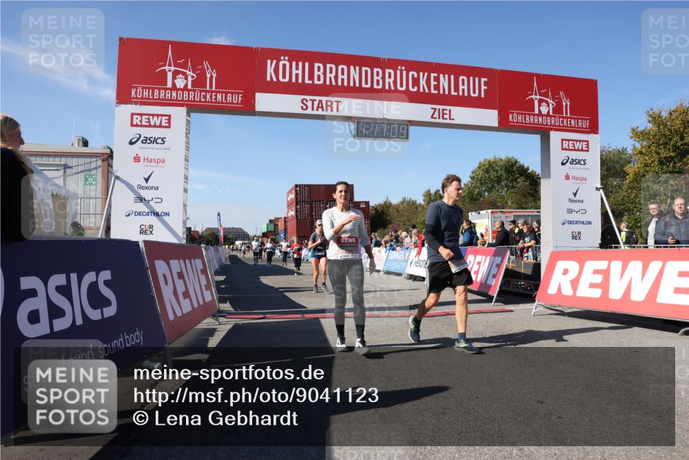 03.10.2025 - Köhlbrandbrückenlauf Lena Gebhardt http://msf.ph/oto/9041123 03.10.2025 13:17:09 Ziel 4242, 4331, 4361, 4861, 4978, 4982, 5033, 5073, 5087, 5090, 5100, 5429, 5479, 5544, 5667, 6431, 6623, 6626 meine-sportfotos.de