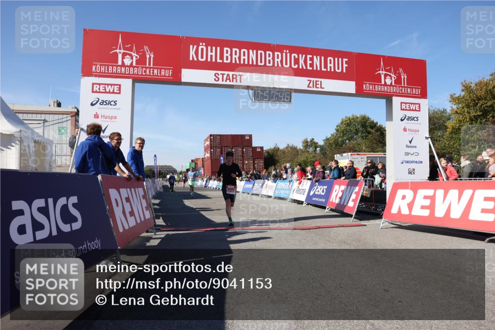 03.10.2025 - Köhlbrandbrückenlauf Lena Gebhardt http://msf.ph/oto/9041153 03.10.2025 12:57:47 Ziel 4032, 4037, 4076, 5669, 5960, 6371, 6809 meine-sportfotos.de