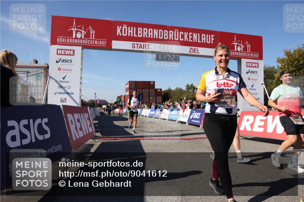 03.10.2025 - Köhlbrandbrückenlauf Lena Gebhardt http://msf.ph/oto/9041612 03.10.2025 13:17:27 Ziel 4012, 4686, 4746, 4818, 4988, 5007, 5008, 5031, 5638, 5642, 5890, 5943, 6069, 6389, 6710 meine-sportfotos.de