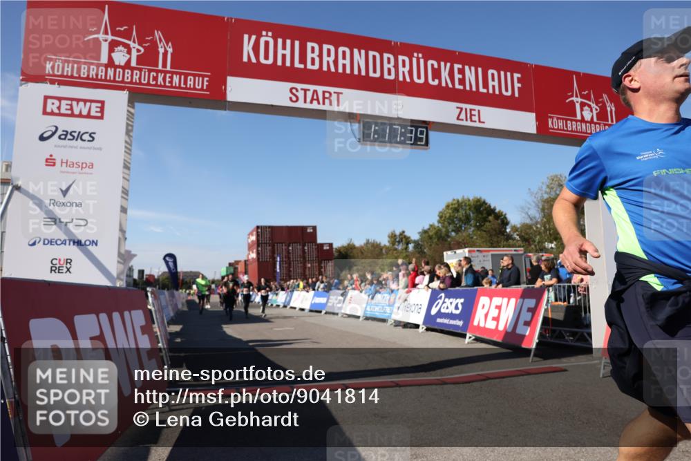 03.10.2025 - Köhlbrandbrückenlauf Lena Gebhardt http://msf.ph/oto/9041814 03.10.2025 13:17:40 Ziel 4012, 4410, 4645, 4679, 4746, 4818, 5339, 5906, 5909, 6331, 6388, 6704, 6710 meine-sportfotos.de