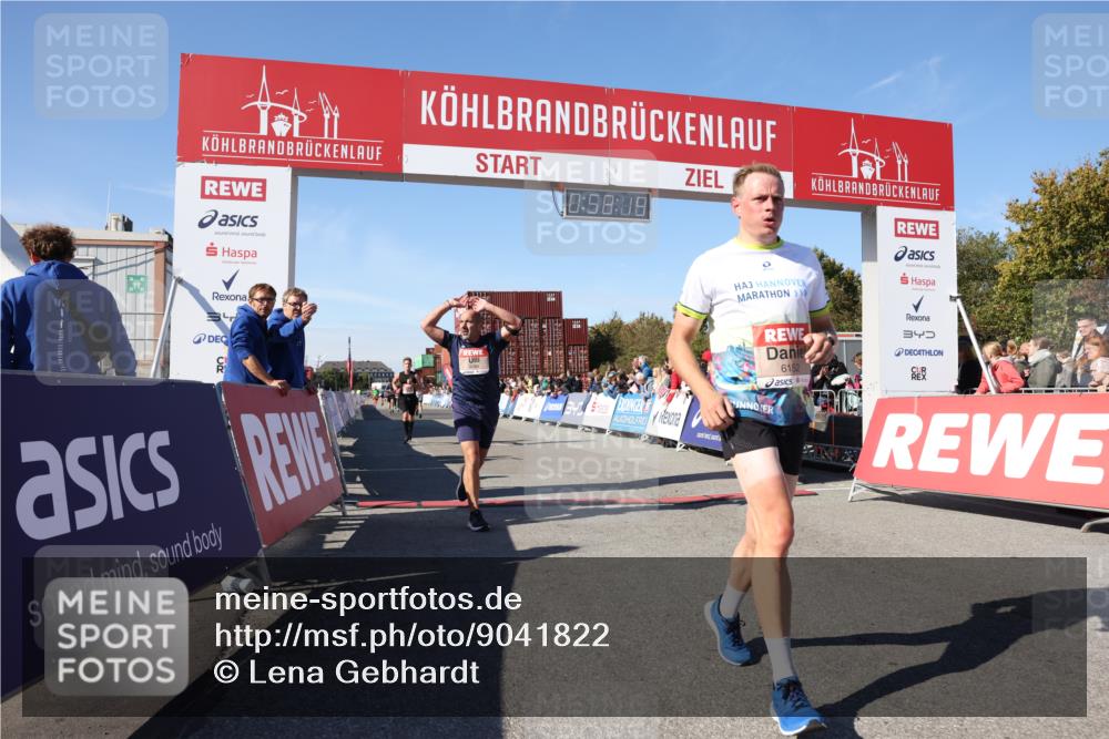 03.10.2025 - Köhlbrandbrückenlauf Lena Gebhardt http://msf.ph/oto/9041822 03.10.2025 12:58:19 Ziel 4083, 4099, 4248, 4394, 6152, 6717, 6718, 6732, 6741 meine-sportfotos.de