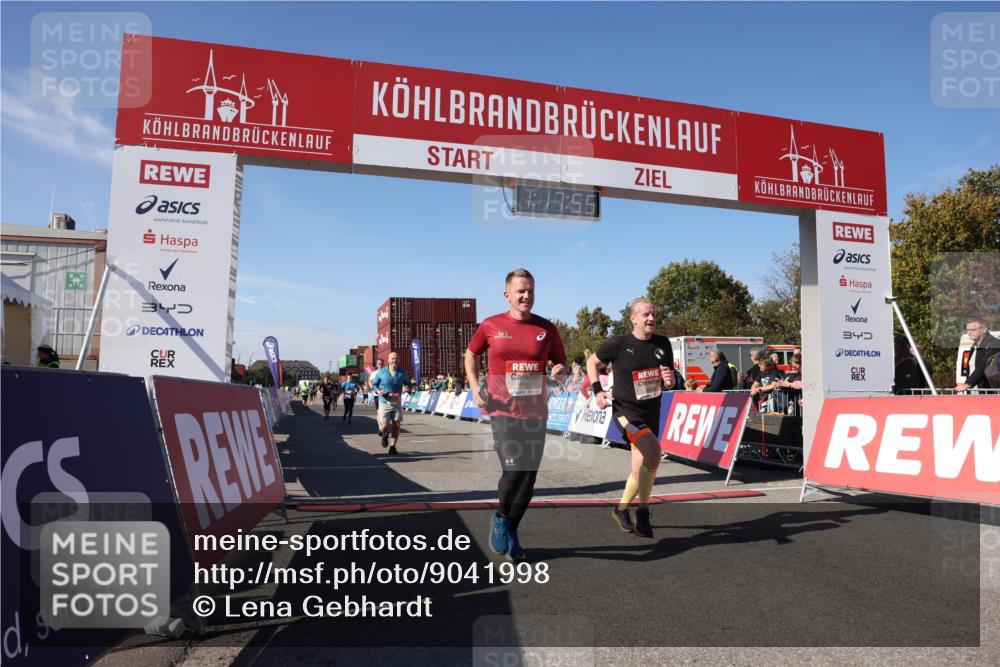 03.10.2025 - Köhlbrandbrückenlauf Lena Gebhardt http://msf.ph/oto/9041998 03.10.2025 13:17:56 Ziel 4333, 4366, 4679, 4682, 4829, 5129, 5168, 5685, 5731, 5732, 5917, 6153, 6435, 6485 meine-sportfotos.de