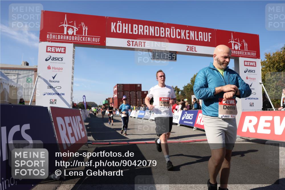 03.10.2025 - Köhlbrandbrückenlauf Lena Gebhardt http://msf.ph/oto/9042079 03.10.2025 13:17:59 Ziel 4333, 4366, 4682, 4829, 4950, 5129, 6153, 6435, 6633, 6634 meine-sportfotos.de