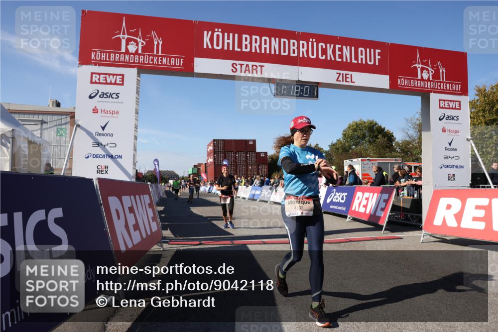 03.10.2025 - Köhlbrandbrückenlauf Lena Gebhardt http://msf.ph/oto/9042118 03.10.2025 13:18:01 Ziel 4333, 4366, 4620, 4682, 4950, 5129, 5209, 6153, 6326, 6435, 6633, 6634 meine-sportfotos.de