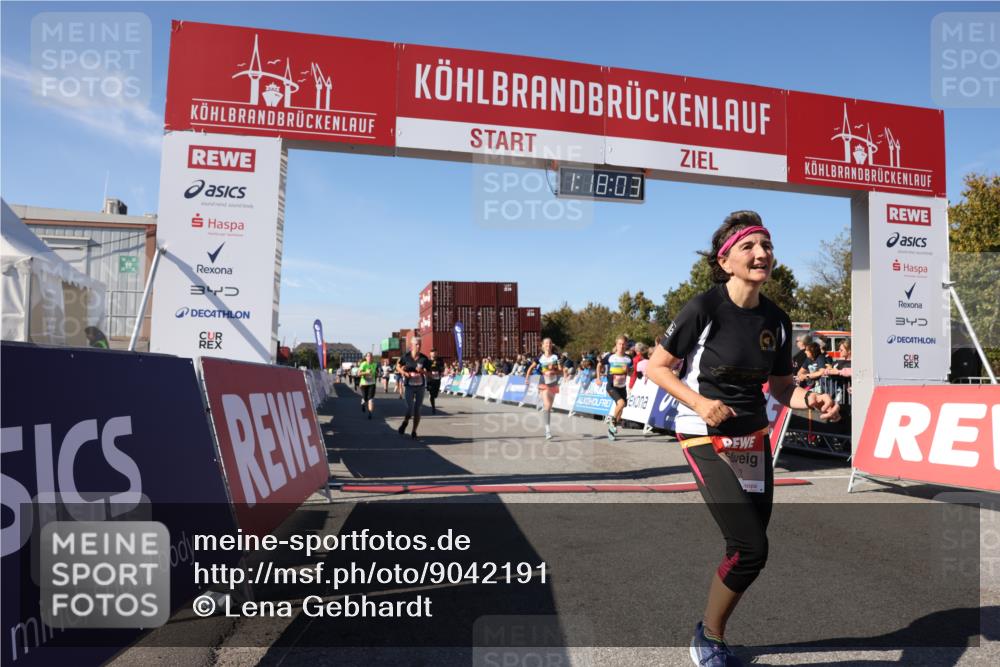 03.10.2025 - Köhlbrandbrückenlauf Lena Gebhardt http://msf.ph/oto/9042191 03.10.2025 13:18:04 Ziel 4333, 4366, 4620, 4661, 4682, 4950, 5129, 5209, 6153, 6326, 6435, 6633, 6634 meine-sportfotos.de