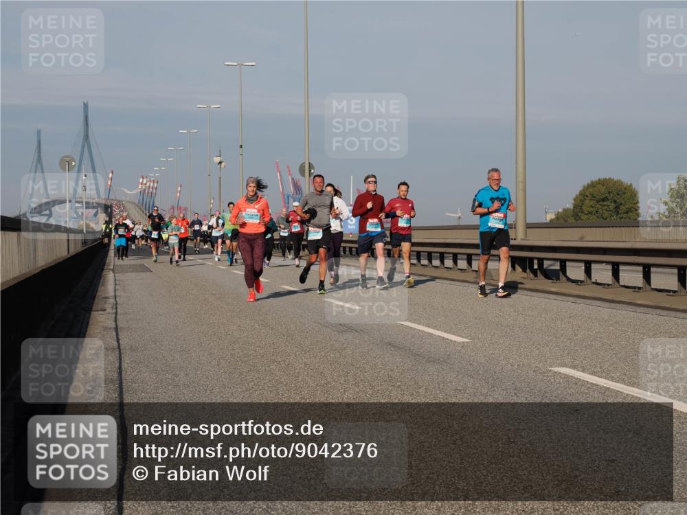 03.10.2025 - Köhlbrandbrückenlauf Fabian Wolf http://msf.ph/oto/9042376 03.10.2025 09:55:54 Position 3  meine-sportfotos.de