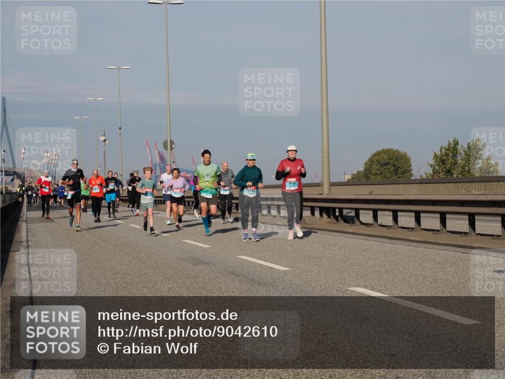 03.10.2025 - Köhlbrandbrückenlauf Fabian Wolf http://msf.ph/oto/9042610 03.10.2025 09:56:01 Position 3  meine-sportfotos.de