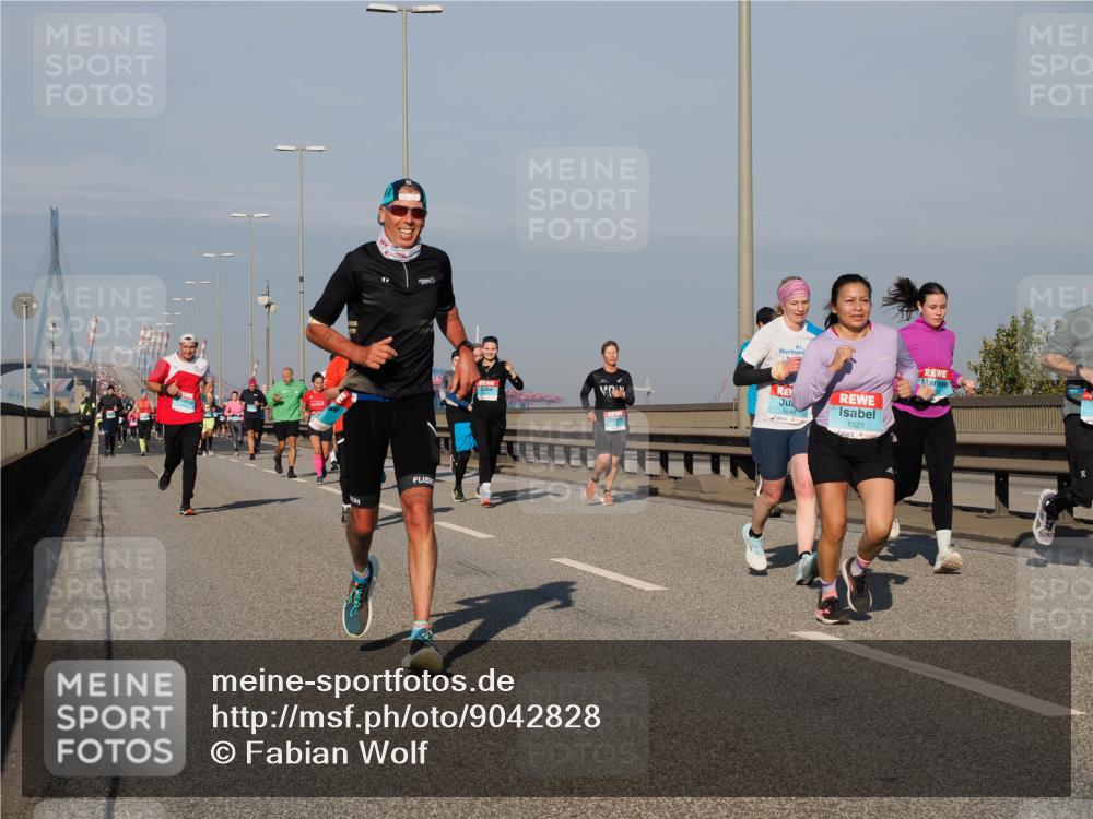 03.10.2025 - Köhlbrandbrückenlauf Fabian Wolf http://msf.ph/oto/9042828 03.10.2025 09:56:08 Position 3 41, 1640, 1521 meine-sportfotos.de