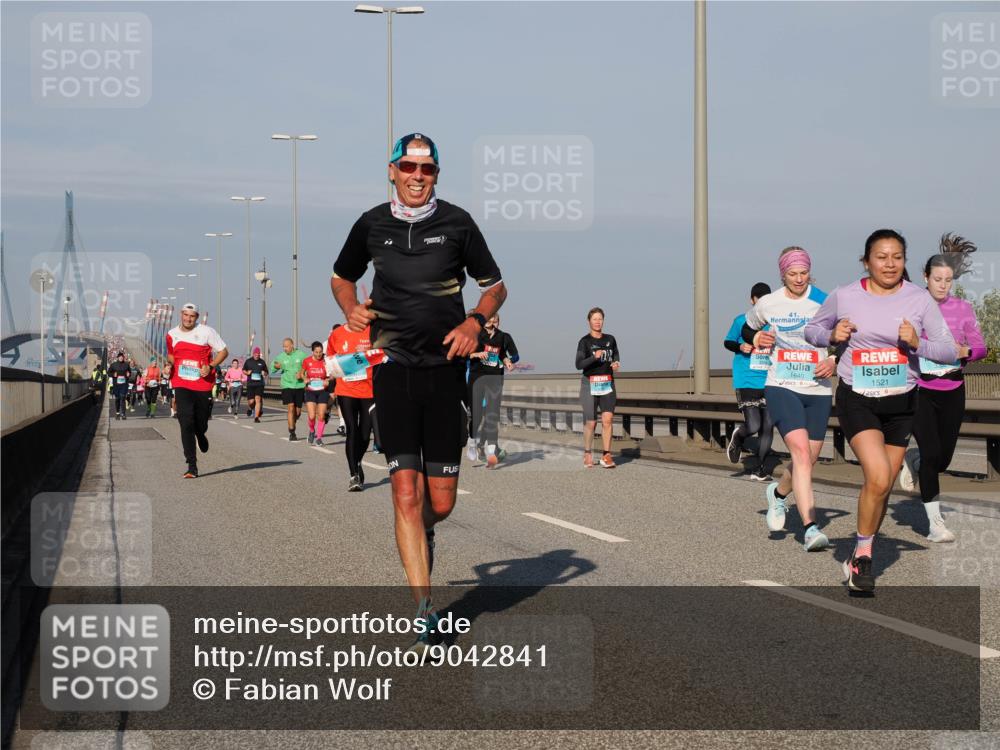 03.10.2025 - Köhlbrandbrückenlauf Fabian Wolf http://msf.ph/oto/9042841 03.10.2025 09:56:08 Position 3 1640, 1521 meine-sportfotos.de