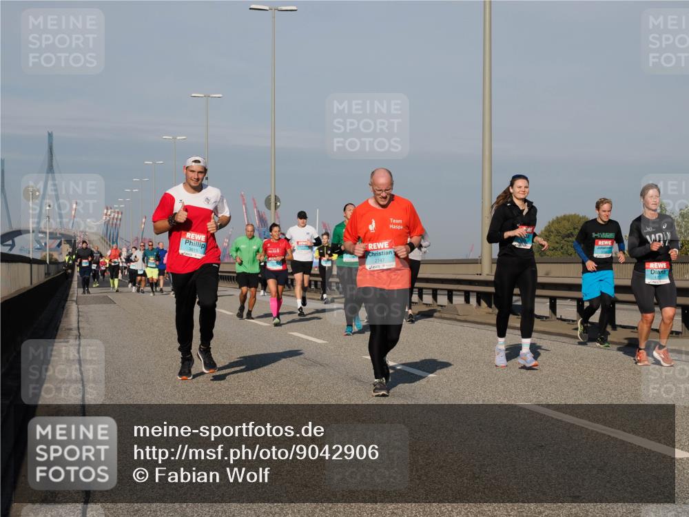03.10.2025 - Köhlbrandbrückenlauf Fabian Wolf http://msf.ph/oto/9042906 03.10.2025 09:56:12 Position 3 3615, 2747 meine-sportfotos.de