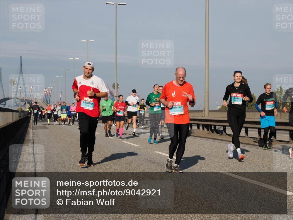 03.10.2025 - Köhlbrandbrückenlauf Fabian Wolf http://msf.ph/oto/9042921 03.10.2025 09:56:12 Position 3 3615, 13, 2747, 1829 meine-sportfotos.de
