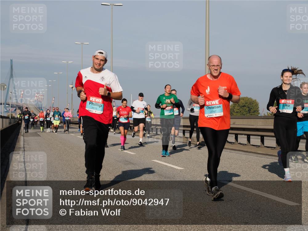 03.10.2025 - Köhlbrandbrückenlauf Fabian Wolf http://msf.ph/oto/9042947 03.10.2025 09:56:13 Position 3 3615, 2747, 1829 meine-sportfotos.de
