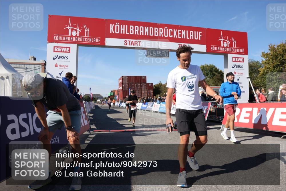 03.10.2025 - Köhlbrandbrückenlauf Lena Gebhardt http://msf.ph/oto/9042973 03.10.2025 12:59:20 Ziel 4108, 4164, 4226, 4371, 4441, 4940, 5967, 6036, 6154, 6390, 6391, 6478, 6484, 6493, 6609 meine-sportfotos.de