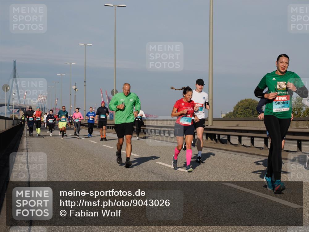 03.10.2025 - Köhlbrandbrückenlauf Fabian Wolf http://msf.ph/oto/9043026 03.10.2025 09:56:16 Position 3 3793, 3186 meine-sportfotos.de