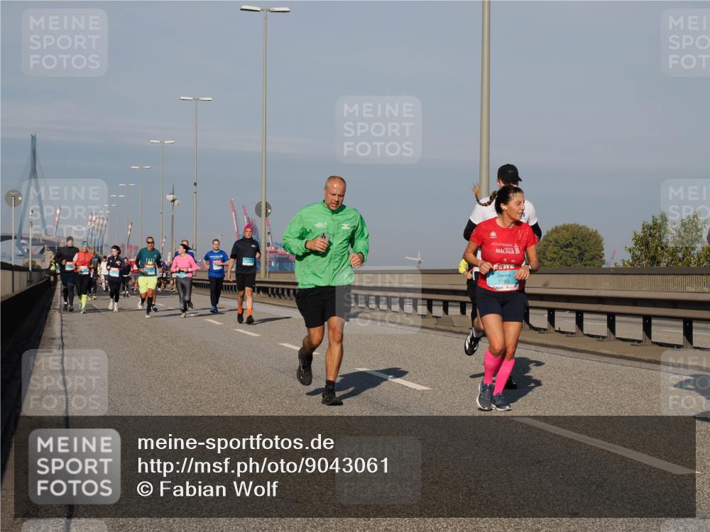 03.10.2025 - Köhlbrandbrückenlauf Fabian Wolf http://msf.ph/oto/9043061 03.10.2025 09:56:17 Position 3 3793 meine-sportfotos.de
