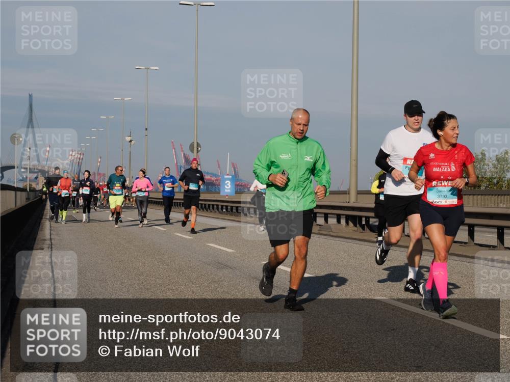 03.10.2025 - Köhlbrandbrückenlauf Fabian Wolf http://msf.ph/oto/9043074 03.10.2025 09:56:17 Position 3 3793 meine-sportfotos.de