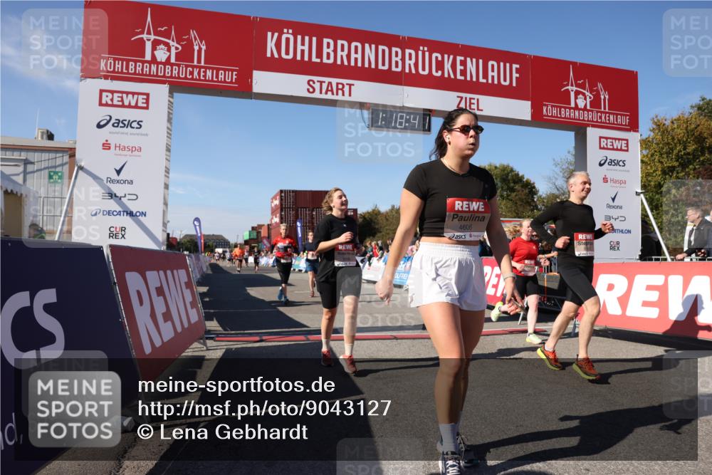 03.10.2025 - Köhlbrandbrückenlauf Lena Gebhardt http://msf.ph/oto/9043127 03.10.2025 13:18:41 Ziel 4606, 4796, 4812, 4826, 5115, 5178, 6084, 6429, 6500, 6556, 6596, 6700, 6758 meine-sportfotos.de