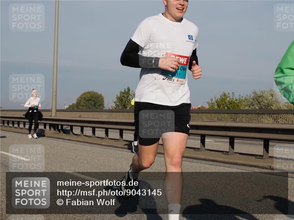 03.10.2025 - Köhlbrandbrückenlauf Fabian Wolf http://msf.ph/oto/9043145 03.10.2025 09:56:20 Position 3 3157 meine-sportfotos.de
