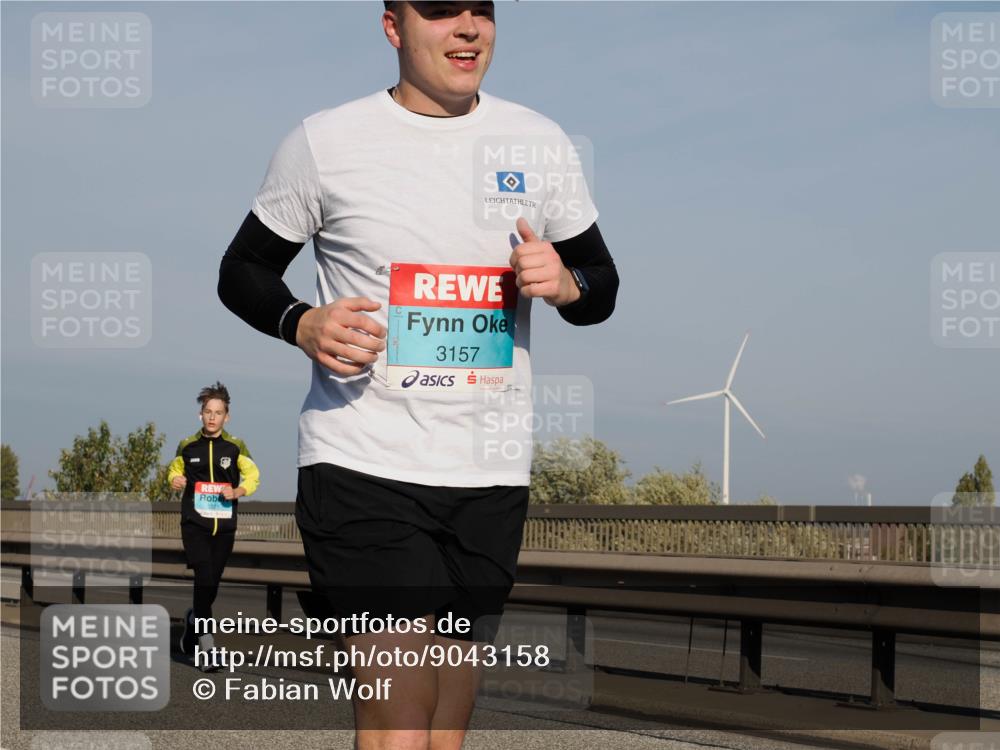 03.10.2025 - Köhlbrandbrückenlauf Fabian Wolf http://msf.ph/oto/9043158 03.10.2025 09:56:20 Position 3 3157 meine-sportfotos.de