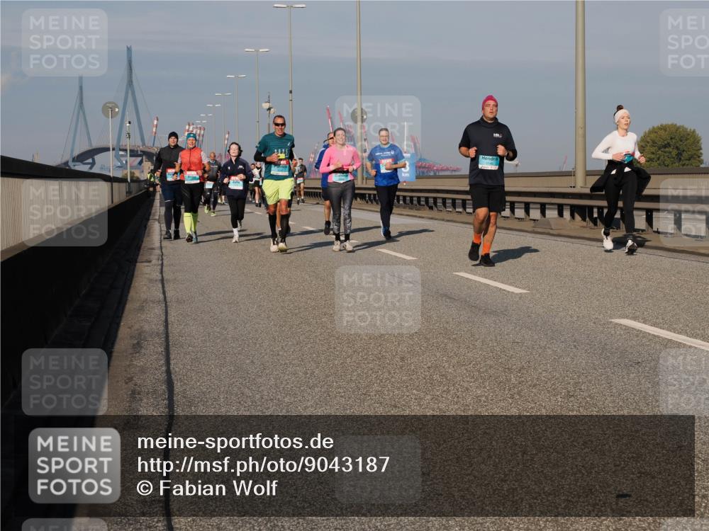 03.10.2025 - Köhlbrandbrückenlauf Fabian Wolf http://msf.ph/oto/9043187 03.10.2025 09:56:21 Position 3 3146 meine-sportfotos.de