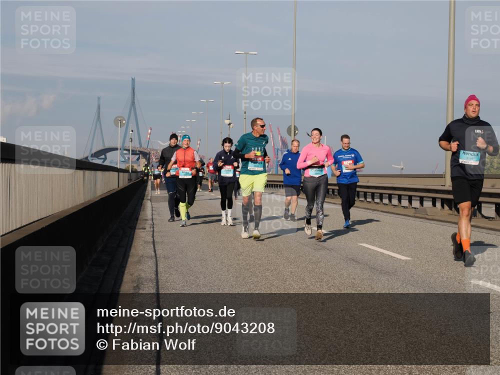 03.10.2025 - Köhlbrandbrückenlauf Fabian Wolf http://msf.ph/oto/9043208 03.10.2025 09:56:23 Position 3 3146 meine-sportfotos.de