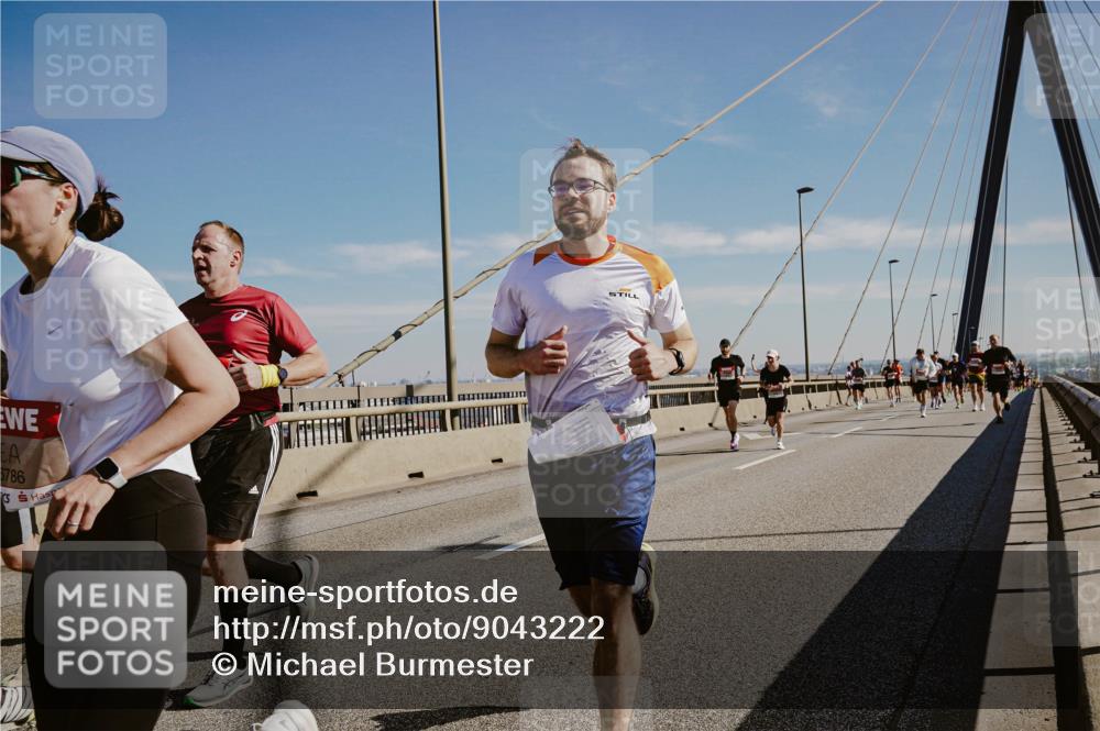 03.10.2025 - Köhlbrandbrückenlauf Michael Burmester http://msf.ph/oto/9043222 03.10.2025 12:24:41 Position 1 6786 meine-sportfotos.de