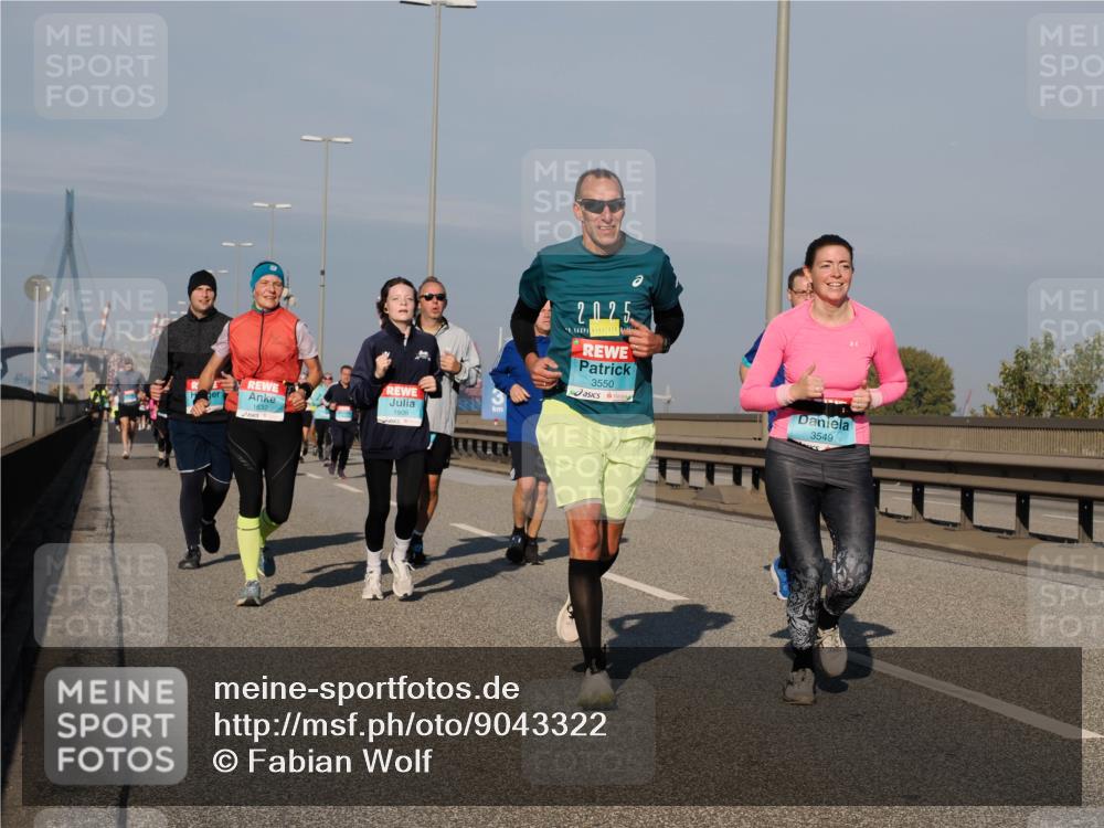 03.10.2025 - Köhlbrandbrückenlauf Fabian Wolf http://msf.ph/oto/9043322 03.10.2025 09:56:25 Position 3 1632, 1909, 2025, 3550, 3549 meine-sportfotos.de