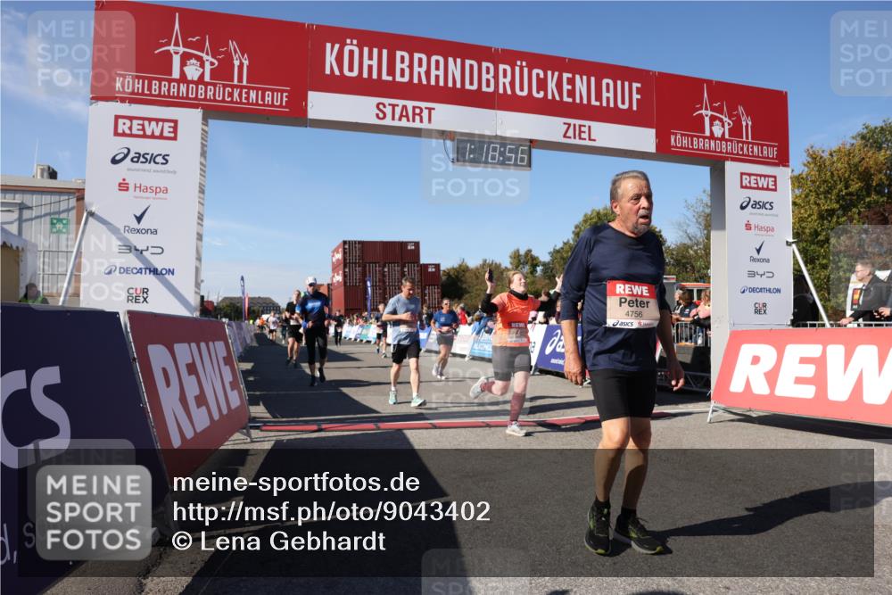 03.10.2025 - Köhlbrandbrückenlauf Lena Gebhardt http://msf.ph/oto/9043402 03.10.2025 13:18:56 Ziel 4077, 4556, 4676, 4756, 4889, 5304, 5449, 5974, 6117, 6267, 6475, 6506, 6556, 6573, 6795 meine-sportfotos.de