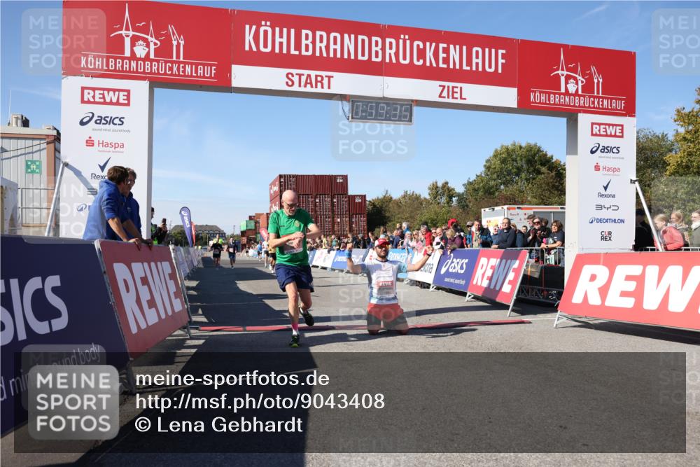 03.10.2025 - Köhlbrandbrückenlauf Lena Gebhardt http://msf.ph/oto/9043408 03.10.2025 12:59:36 Ziel 4111, 4119, 4215, 4270, 4475, 6060, 6325, 6364, 6616, 6654, 6666, 6754 meine-sportfotos.de