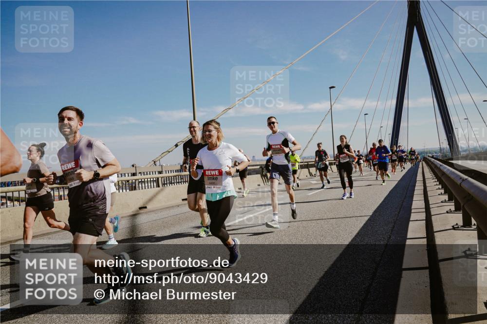 03.10.2025 - Köhlbrandbrückenlauf Michael Burmester http://msf.ph/oto/9043429 03.10.2025 12:24:58 Position 1 95, 4496 meine-sportfotos.de