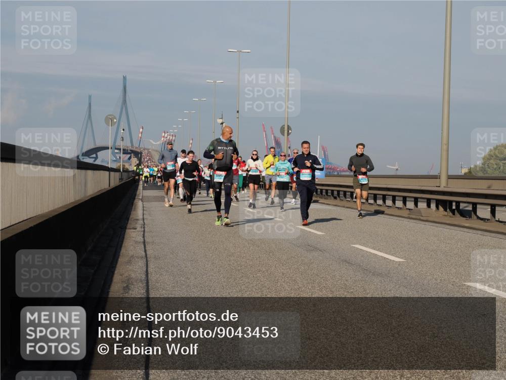 03.10.2025 - Köhlbrandbrückenlauf Fabian Wolf http://msf.ph/oto/9043453 03.10.2025 09:56:30 Position 3  meine-sportfotos.de