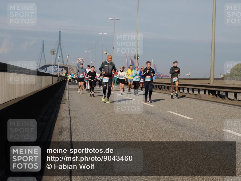 03.10.2025 - Köhlbrandbrückenlauf Fabian Wolf http://msf.ph/oto/9043460 03.10.2025 09:56:30 Position 3  meine-sportfotos.de