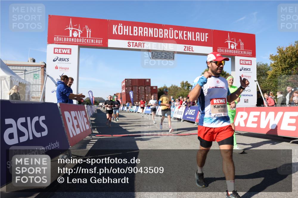 03.10.2025 - Köhlbrandbrückenlauf Lena Gebhardt http://msf.ph/oto/9043509 03.10.2025 12:59:40 Ziel 4111, 4215, 4270, 4475, 6060, 6142, 6325, 6364, 6616, 6654, 6666, 6754 meine-sportfotos.de