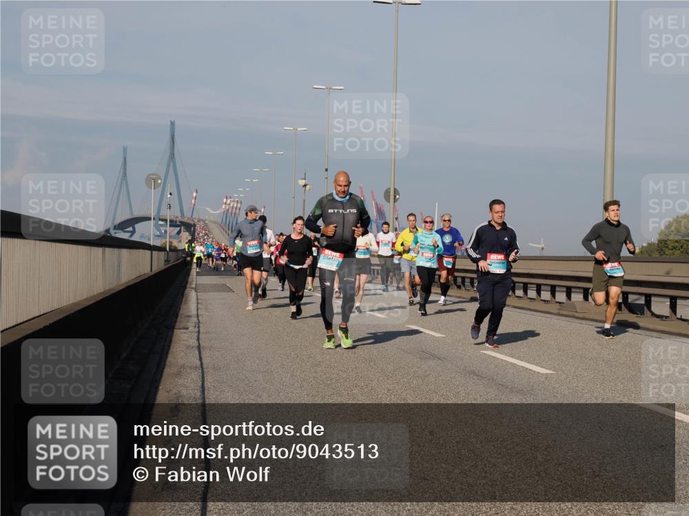 03.10.2025 - Köhlbrandbrückenlauf Fabian Wolf http://msf.ph/oto/9043513 03.10.2025 09:56:32 Position 3 2126 meine-sportfotos.de