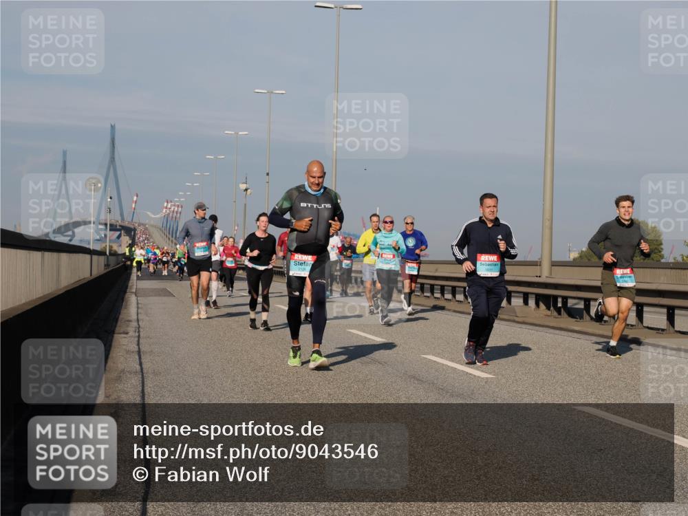 03.10.2025 - Köhlbrandbrückenlauf Fabian Wolf http://msf.ph/oto/9043546 03.10.2025 09:56:33 Position 3  meine-sportfotos.de