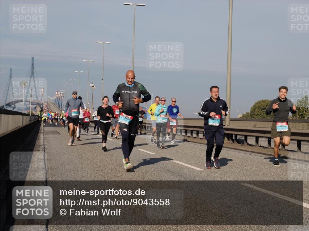 03.10.2025 - Köhlbrandbrückenlauf Fabian Wolf http://msf.ph/oto/9043558 03.10.2025 09:56:33 Position 3 99, 2126, 1611 meine-sportfotos.de