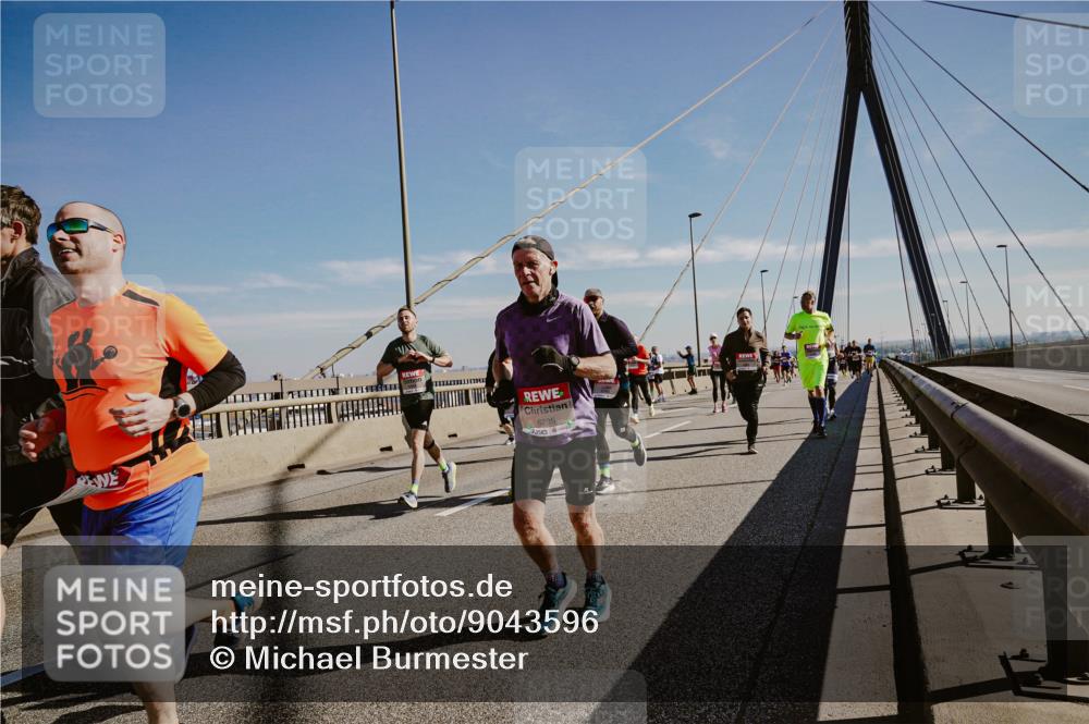 03.10.2025 - Köhlbrandbrückenlauf Michael Burmester http://msf.ph/oto/9043596 03.10.2025 12:25:11 Position 1 666666869, 6285 meine-sportfotos.de