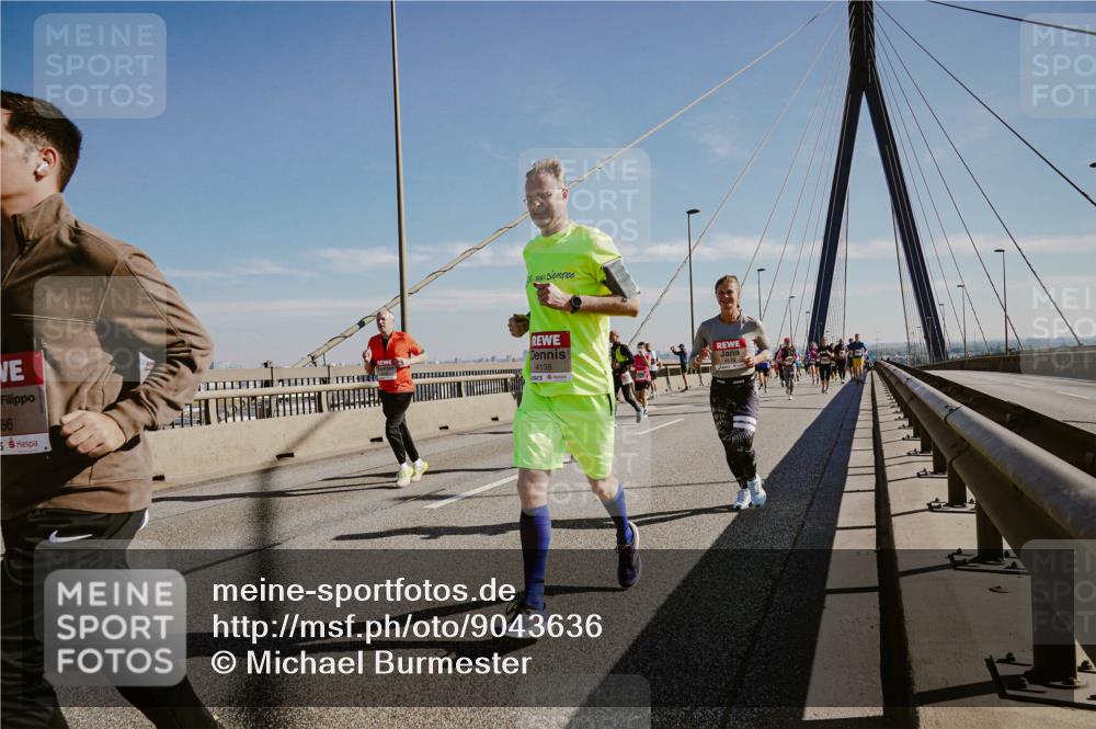 03.10.2025 - Köhlbrandbrückenlauf Michael Burmester http://msf.ph/oto/9043636 03.10.2025 12:25:14 Position 1 66, 4138 meine-sportfotos.de