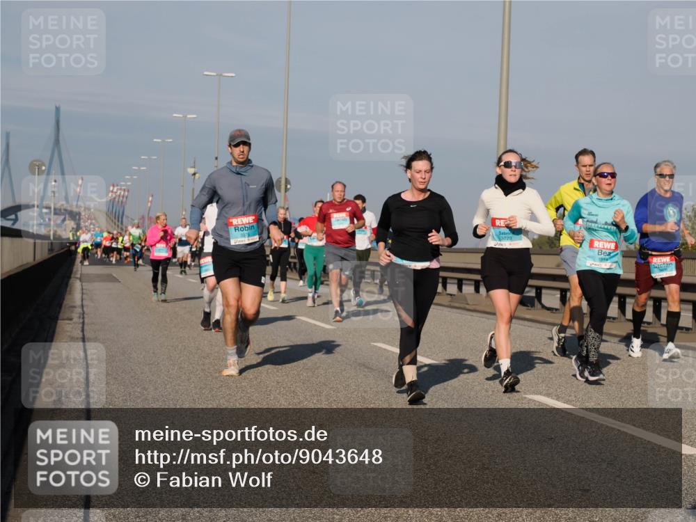 03.10.2025 - Köhlbrandbrückenlauf Fabian Wolf http://msf.ph/oto/9043648 03.10.2025 09:56:37 Position 3 3723, 1514 meine-sportfotos.de