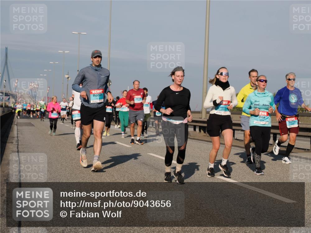 03.10.2025 - Köhlbrandbrückenlauf Fabian Wolf http://msf.ph/oto/9043656 03.10.2025 09:56:37 Position 3 3723, 1514 meine-sportfotos.de