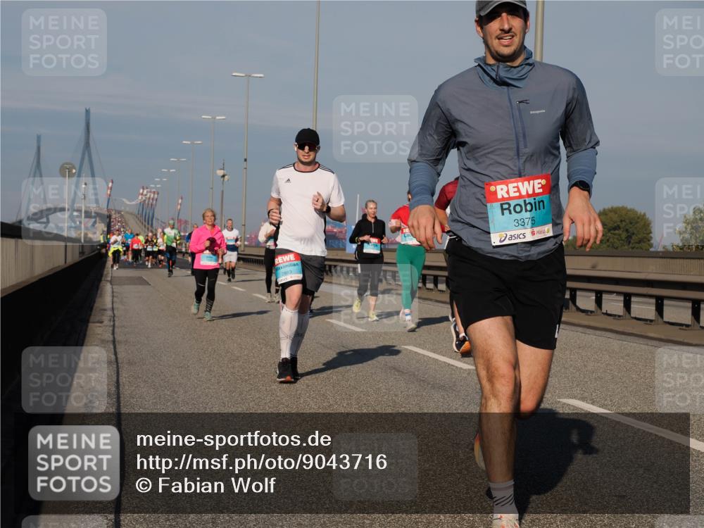 03.10.2025 - Köhlbrandbrückenlauf Fabian Wolf http://msf.ph/oto/9043716 03.10.2025 09:56:39 Position 3 2883, 3375 meine-sportfotos.de