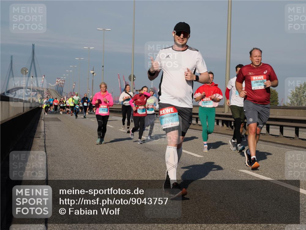03.10.2025 - Köhlbrandbrückenlauf Fabian Wolf http://msf.ph/oto/9043757 03.10.2025 09:56:41 Position 3 2883, 1388 meine-sportfotos.de