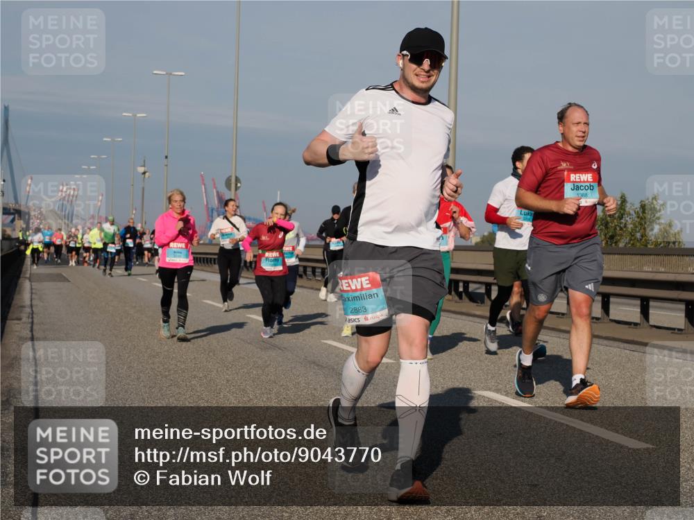 03.10.2025 - Köhlbrandbrückenlauf Fabian Wolf http://msf.ph/oto/9043770 03.10.2025 09:56:41 Position 3 2883, 1388 meine-sportfotos.de