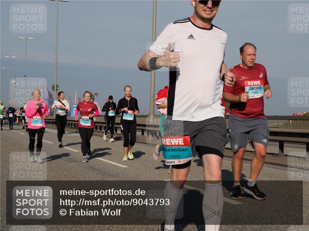 03.10.2025 - Köhlbrandbrückenlauf Fabian Wolf http://msf.ph/oto/9043793 03.10.2025 09:56:42 Position 3 3735, 1515, 2883, 1388 meine-sportfotos.de