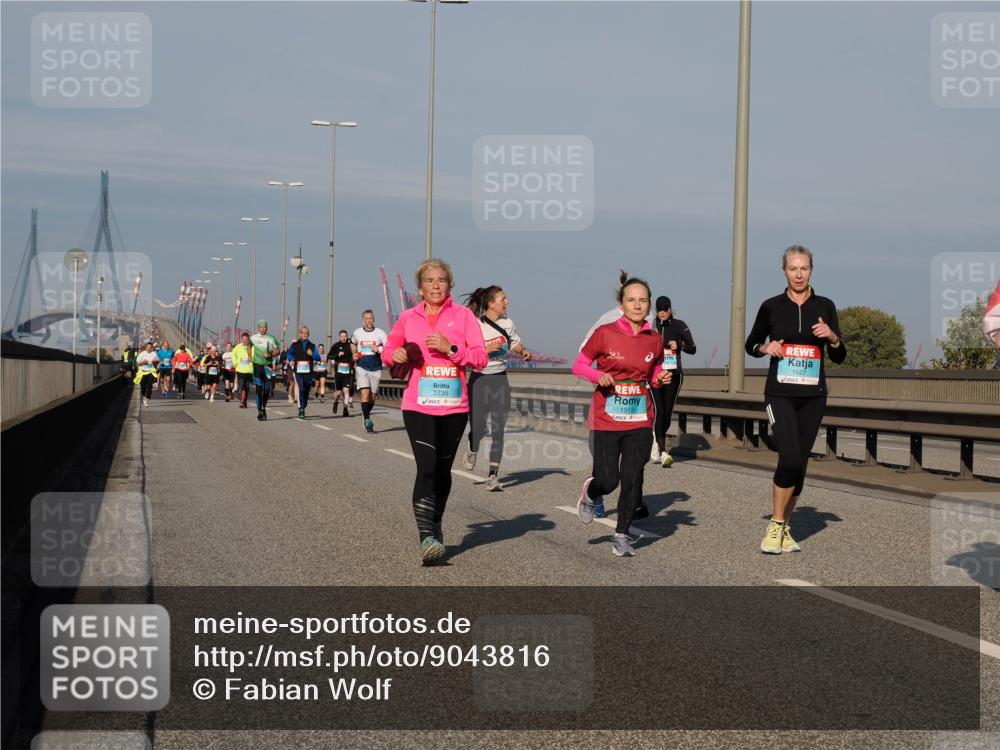 03.10.2025 - Köhlbrandbrückenlauf Fabian Wolf http://msf.ph/oto/9043816 03.10.2025 09:56:43 Position 3 3735, 1515, 1627 meine-sportfotos.de