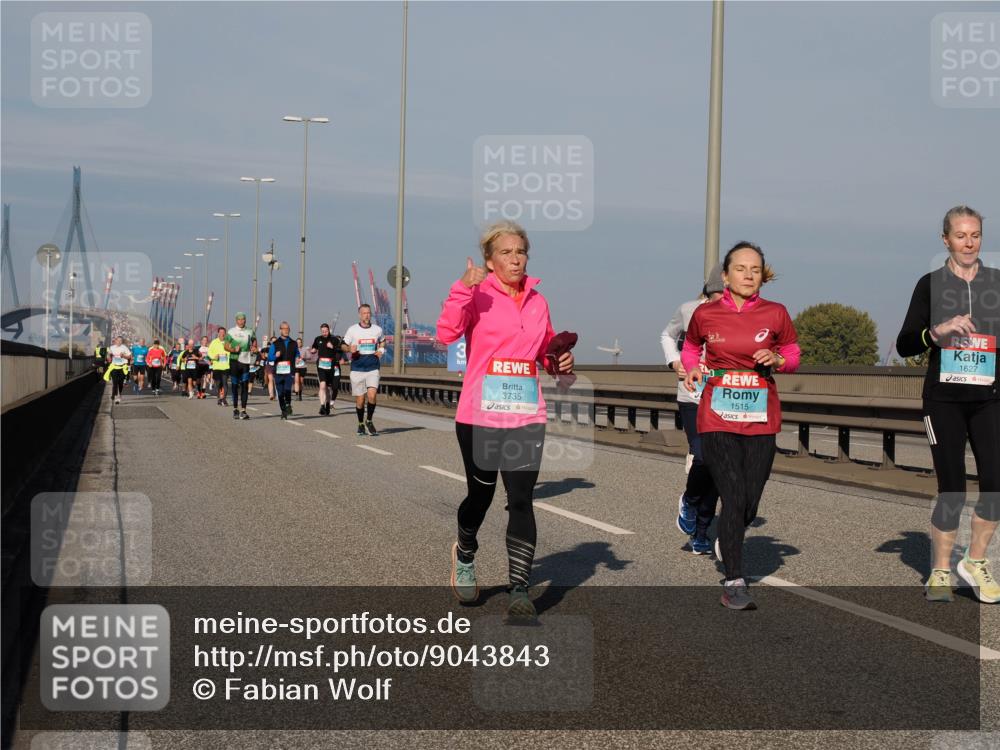03.10.2025 - Köhlbrandbrückenlauf Fabian Wolf http://msf.ph/oto/9043843 03.10.2025 09:56:44 Position 3 3735, 1515, 1627 meine-sportfotos.de