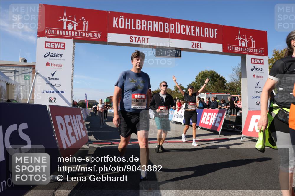 03.10.2025 - Köhlbrandbrückenlauf Lena Gebhardt http://msf.ph/oto/9043862 03.10.2025 13:19:20 Ziel 4143, 4593, 4632, 4690, 4725, 4727, 4828, 4996, 5443, 5451, 5853, 5858, 6057, 6225, 6226, 6230, 6576 meine-sportfotos.de
